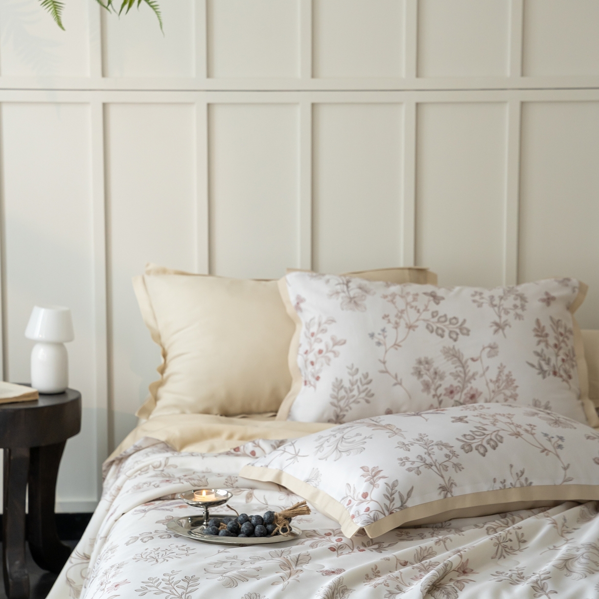 91家纺网 家纺一手货源 找家纺 黛舒家居 2026年春夏款50S天丝夏被四件套 椿樱时