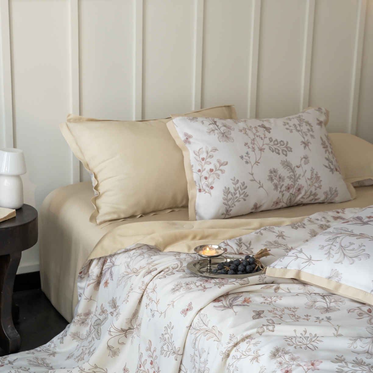 91家纺网 家纺一手货源 找家纺 黛舒家居 2026年春夏款50S天丝夏被四件套 椿樱时