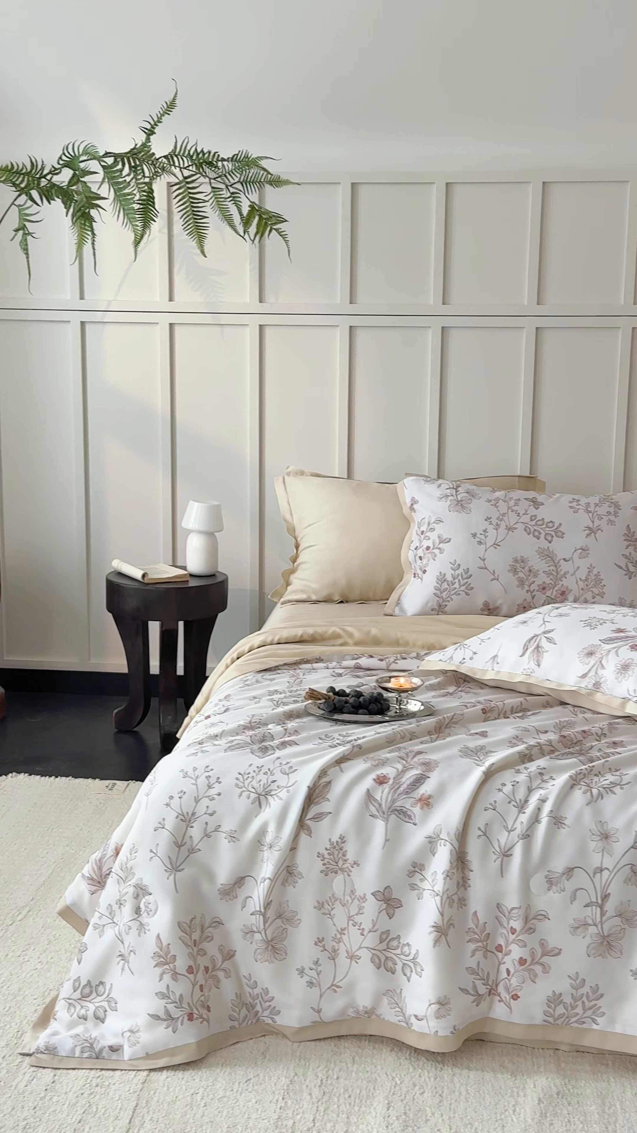 91家纺网 家纺一手货源 找家纺 黛舒家居 2026年春夏款50S天丝夏被四件套 椿樱时