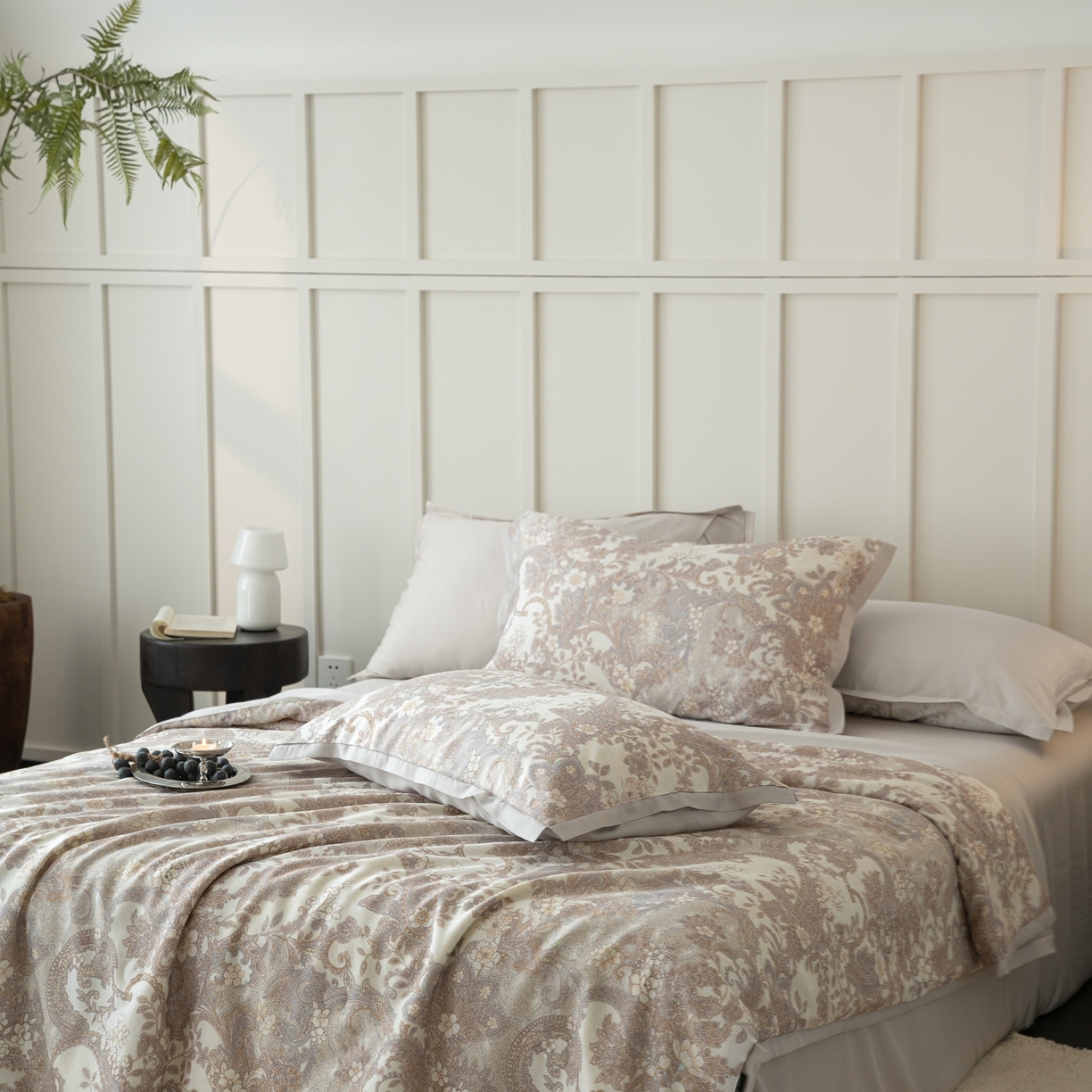 91家纺网 家纺一手货源 找家纺 黛舒家居 2026年春夏款50S天丝夏被四件套 梵洛特