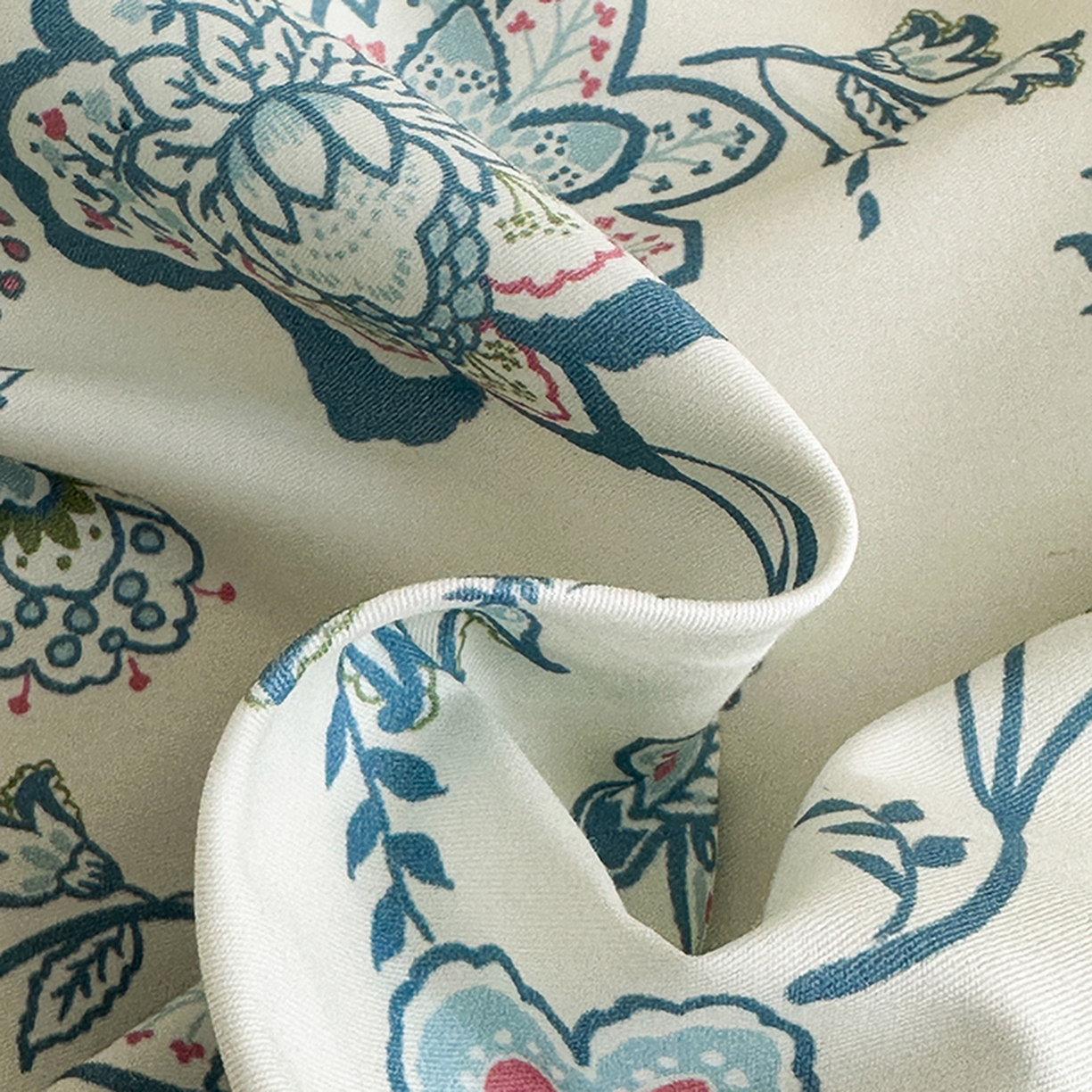 91家纺网 家纺一手货源 找家纺 眷恋家纺 2026新款全棉春夏铂金棉13376数码印花四件套 清醉-兰