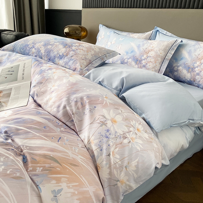 91家纺网 家纺一手货源 找家纺 眷恋家纺 2026新款全棉春夏铂金棉13376数码印花四件套 秋天童话-兰