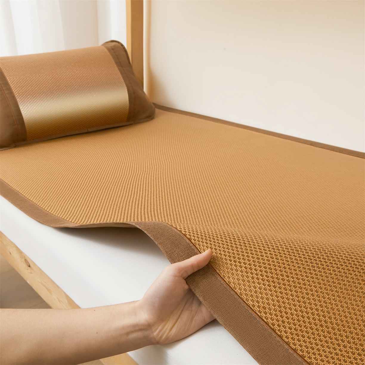 91家纺网 家纺一手货源 找家纺 （总）绒艺席业 2026新款A类双面冰藤学生凉席-光板