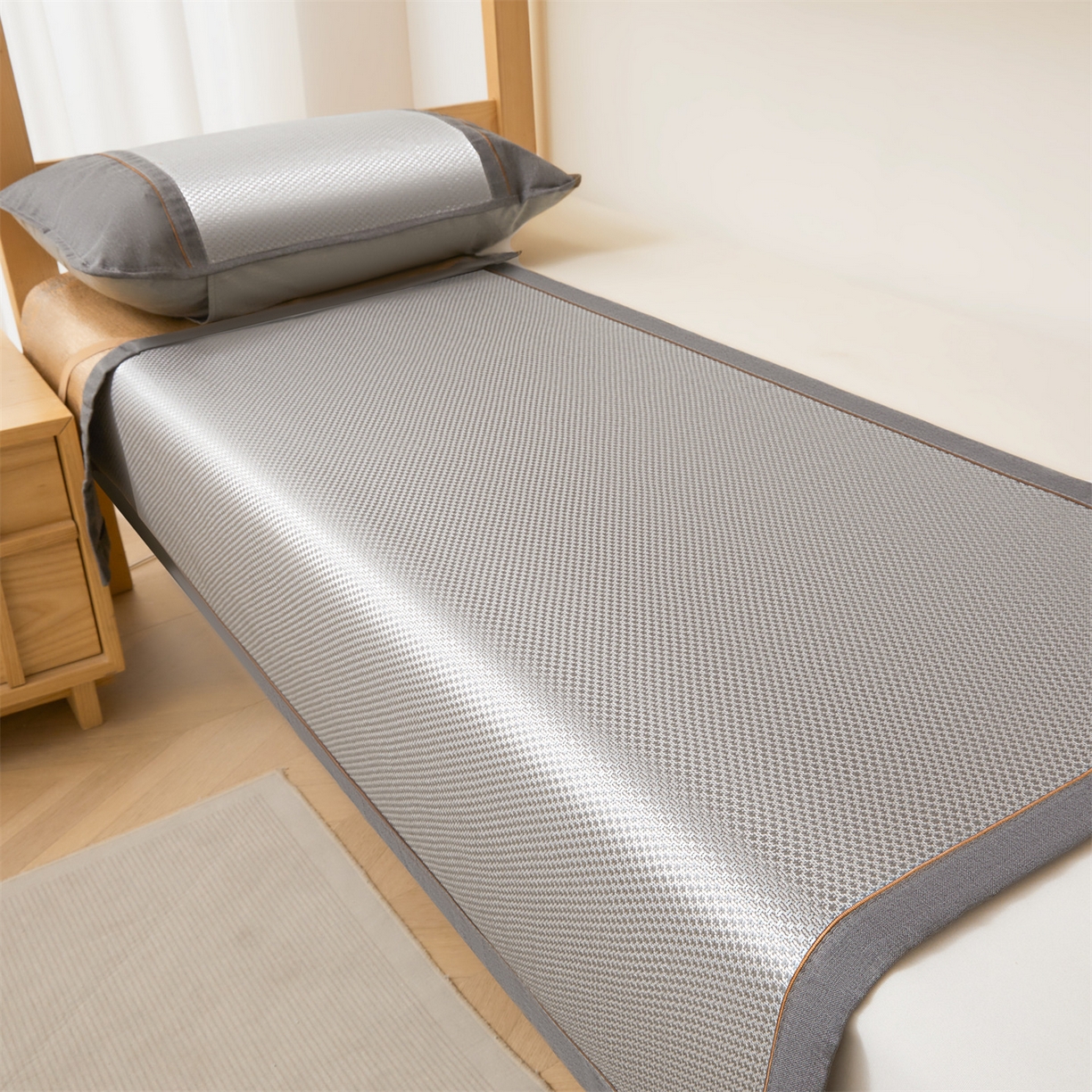 91家纺网 家纺一手货源 找家纺 绒艺席业 2026新款A类双面冰藤学生凉席-光板 光板灰