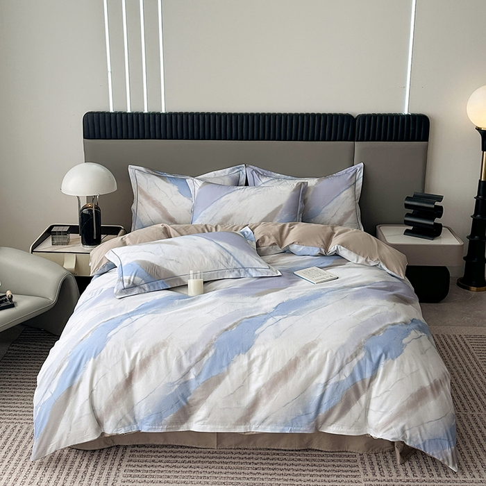 眷恋家纺 2026新款全棉春夏铂金棉13376数码印花四件套 时光笔墨-兰