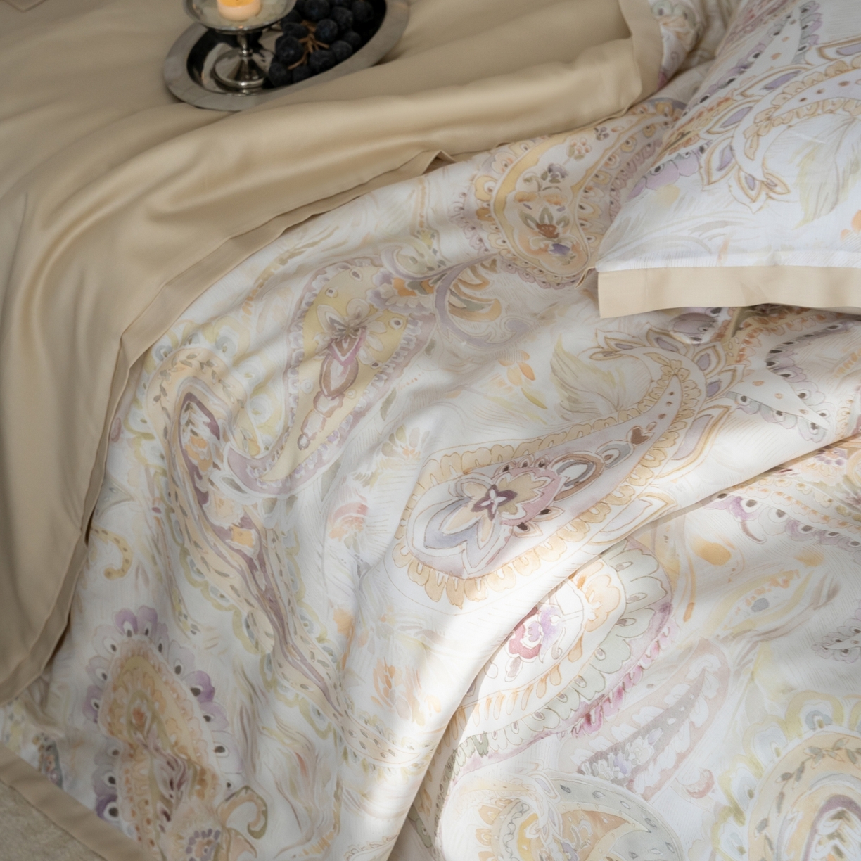 91家纺网 家纺一手货源 找家纺 黛舒家居 2026年春夏款50S天丝夏被四件套 花枝棠