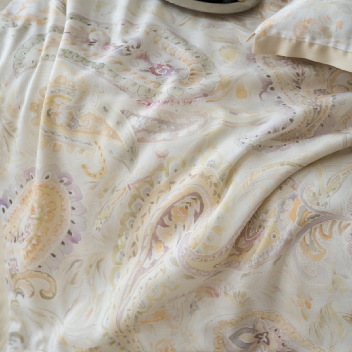 91家纺网 家纺一手货源 找家纺 黛舒家居 2026年春夏款50S天丝夏被四件套 花枝棠