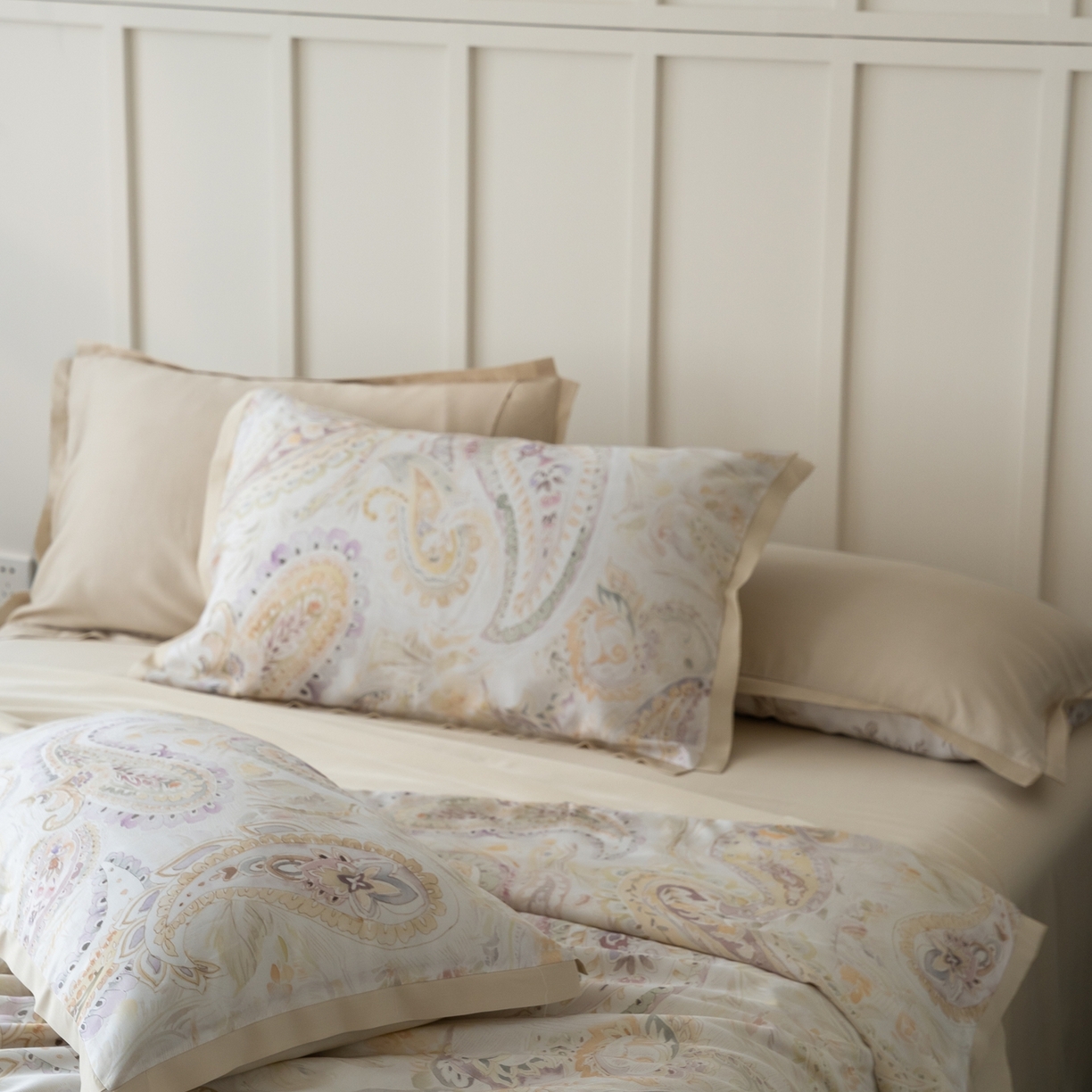 91家纺网 家纺一手货源 找家纺 黛舒家居 2026年春夏款50S天丝夏被四件套 花枝棠