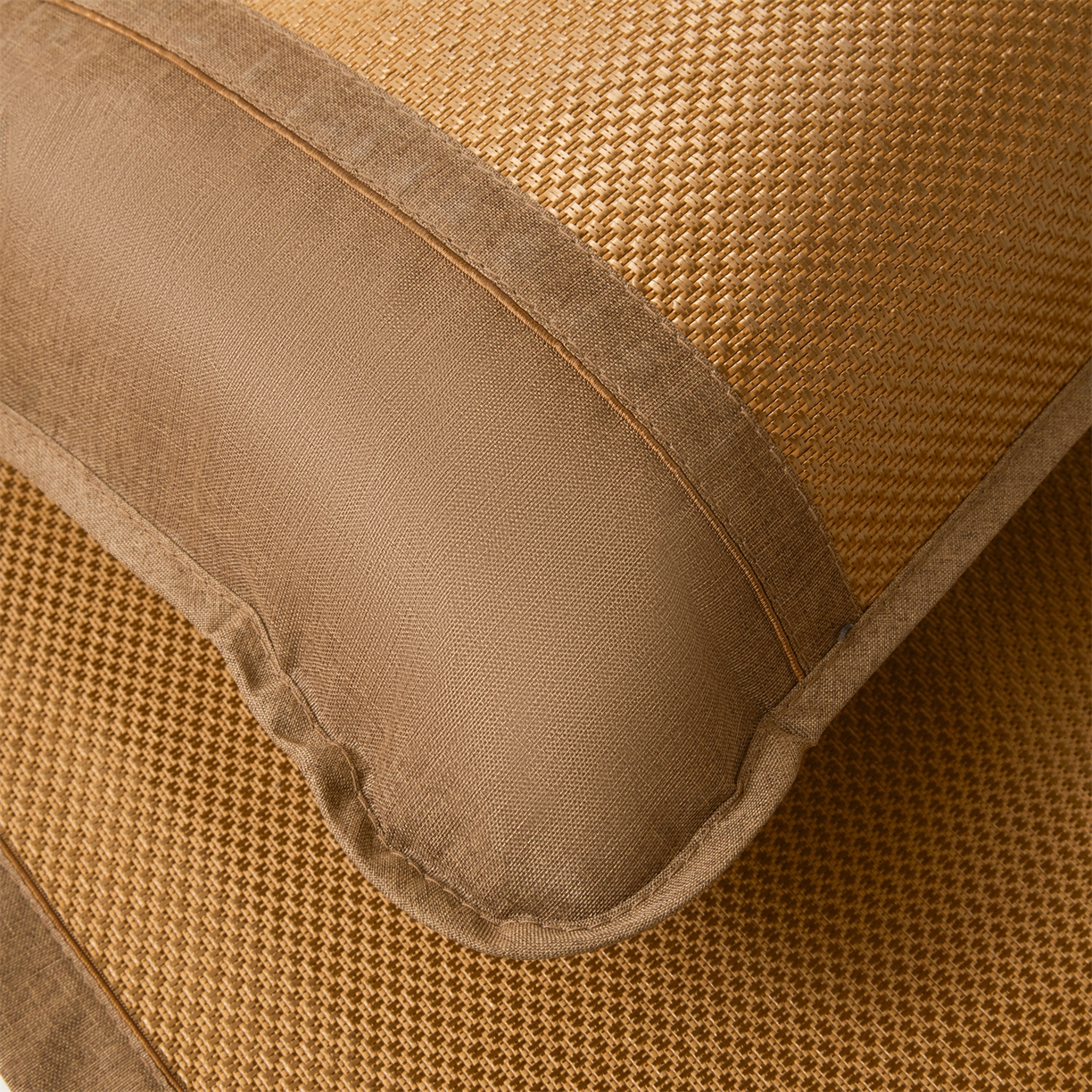 91家纺网 家纺一手货源 找家纺 （总）绒艺席业 2026新款A类双面冰藤绣花款学生凉席-抑菌