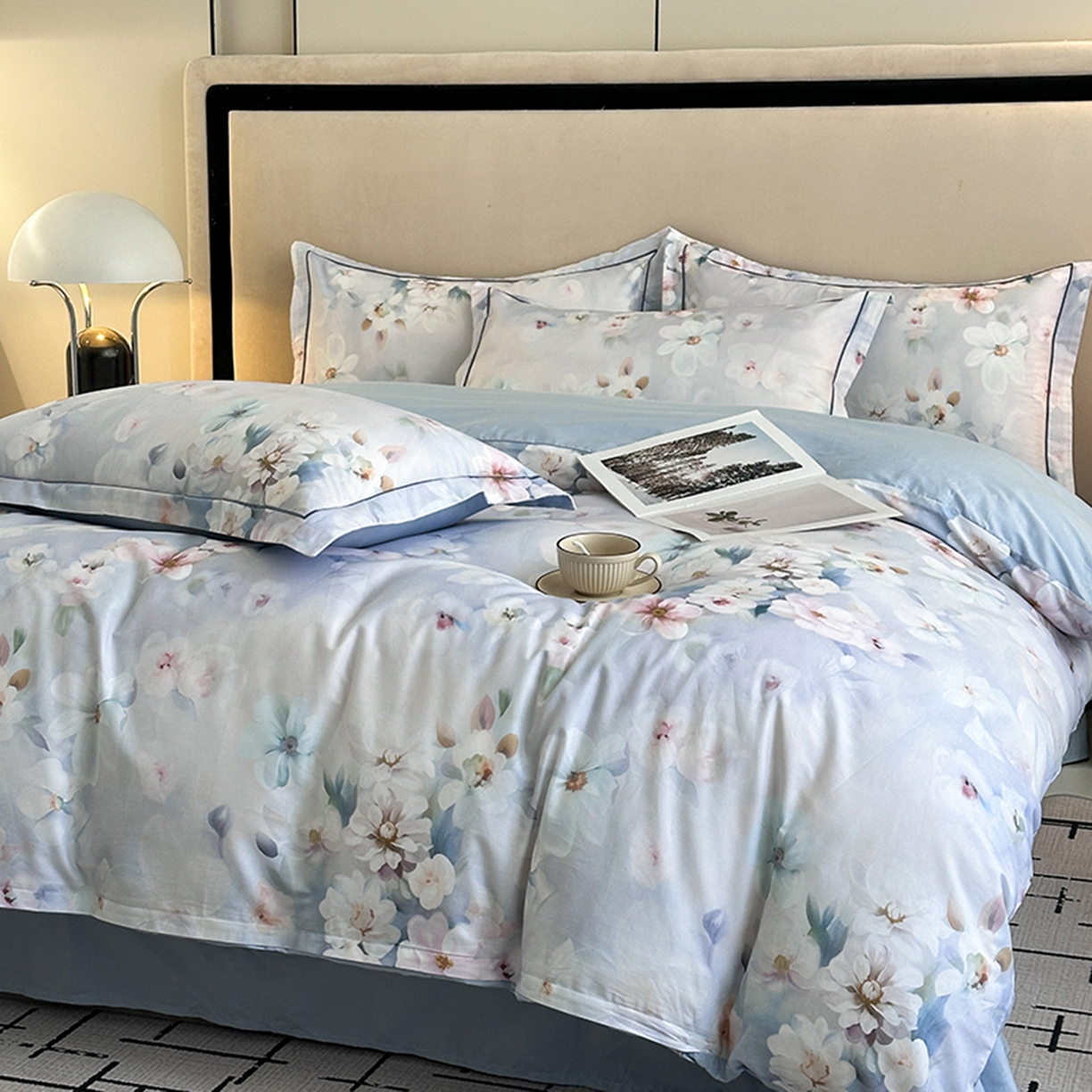 91家纺网 家纺一手货源 找家纺 眷恋家纺 2026新款全棉春夏铂金棉13376数码印花四件套 水中月-兰