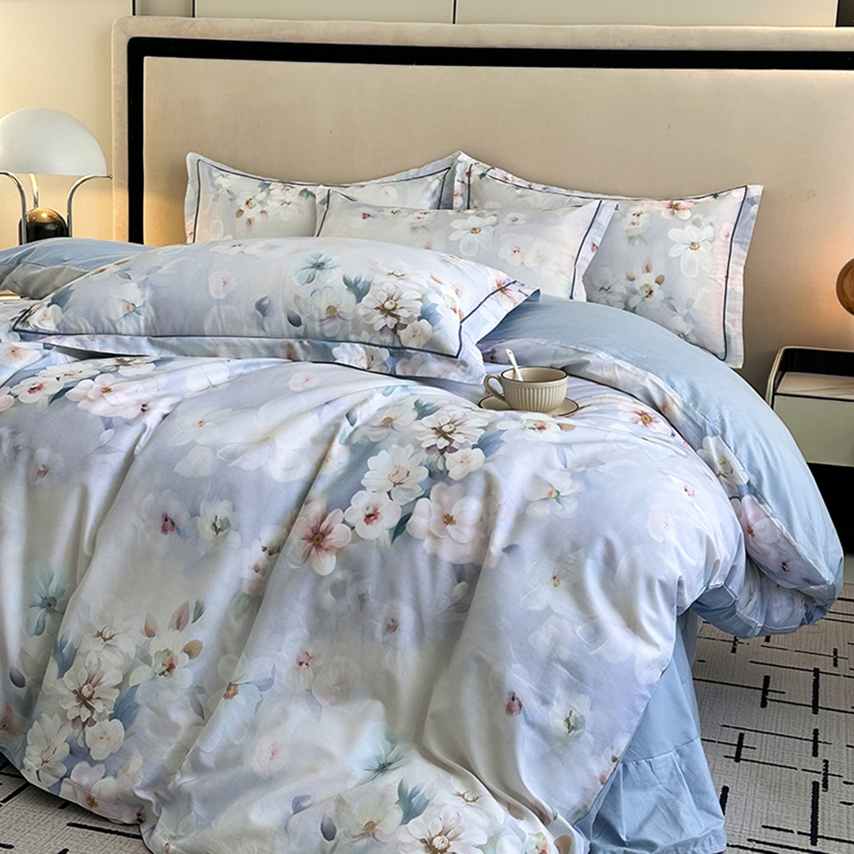 91家纺网 家纺一手货源 找家纺 眷恋家纺 2026新款全棉春夏铂金棉13376数码印花四件套 水中月-兰