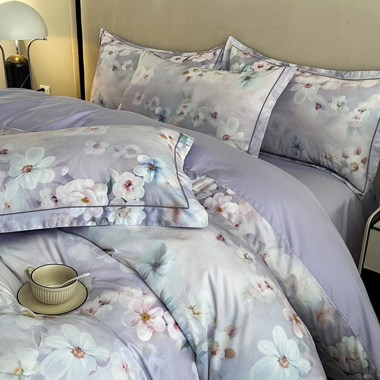 91家纺网 家纺一手货源 找家纺 眷恋家纺 2026新款全棉春夏铂金棉13376数码印花四件套 水中月-紫