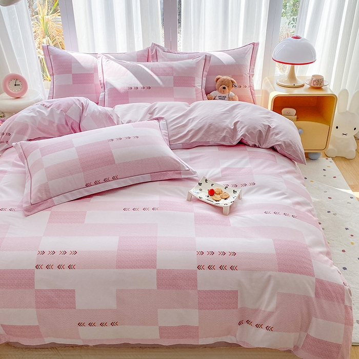 91家纺网 家纺一手货源 找家纺 眷恋家纺 2026新款全棉春夏铂金棉13376数码印花四件套 特洛伊-粉