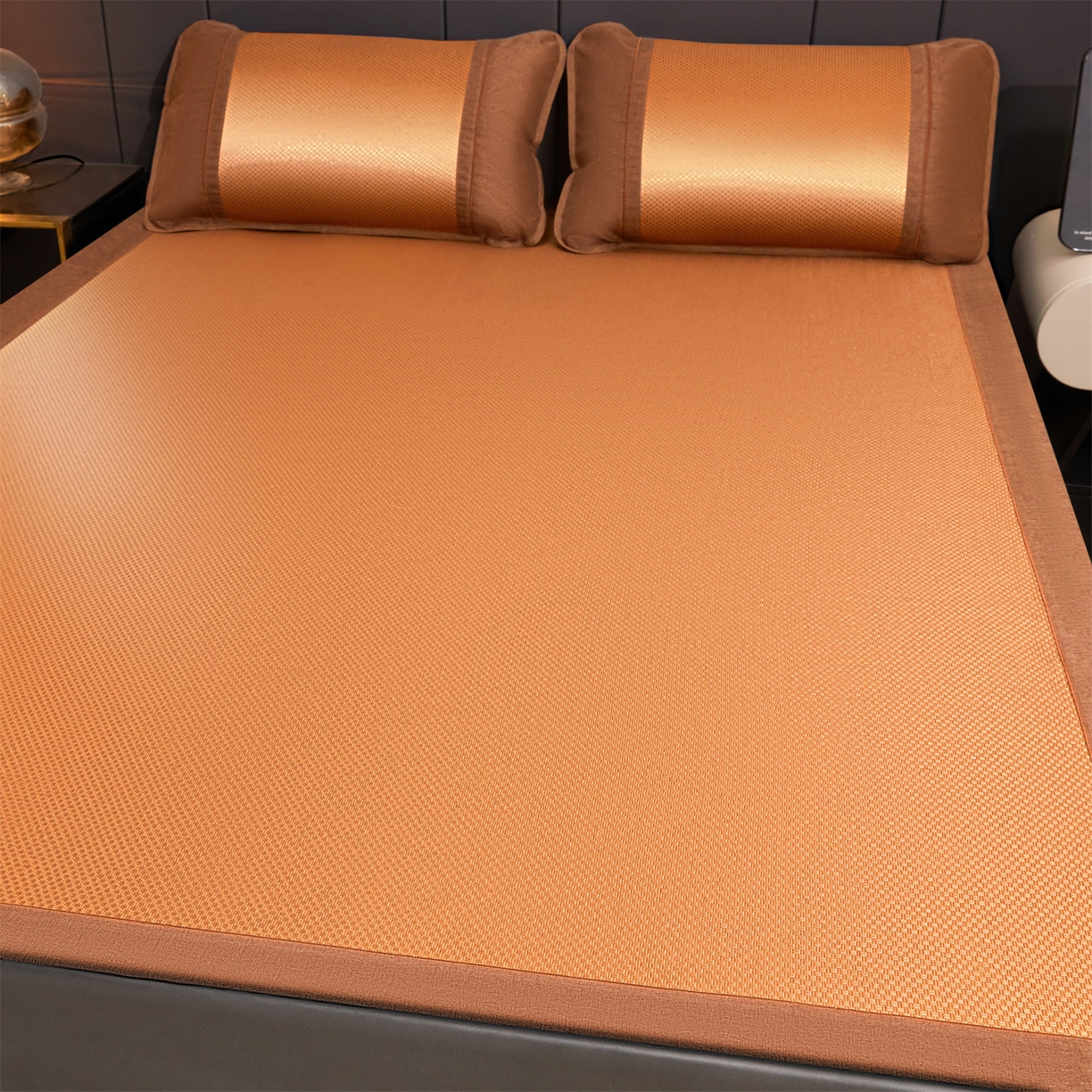 91家纺网 家纺一手货源 找家纺 绒艺席业 2026新款A类双面冰藤凉席四方包边无绣花款凉席-光板 冰藤光板咖