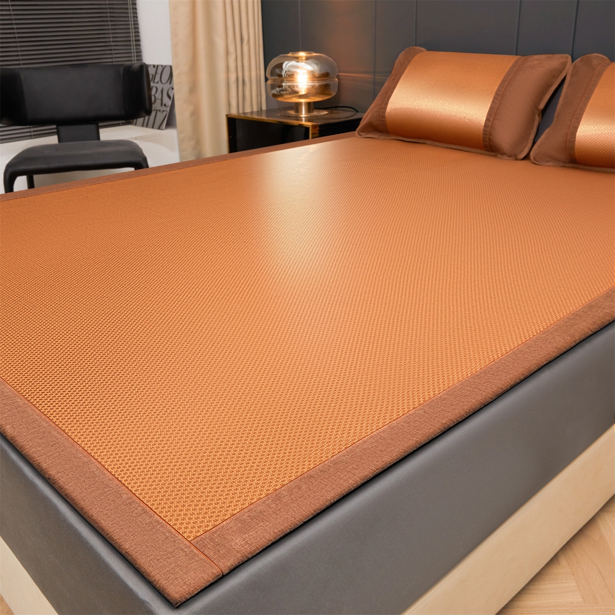 91家纺网 家纺一手货源 找家纺 绒艺席业 2026新款A类双面冰藤凉席四方包边无绣花款凉席-光板 冰藤光板咖