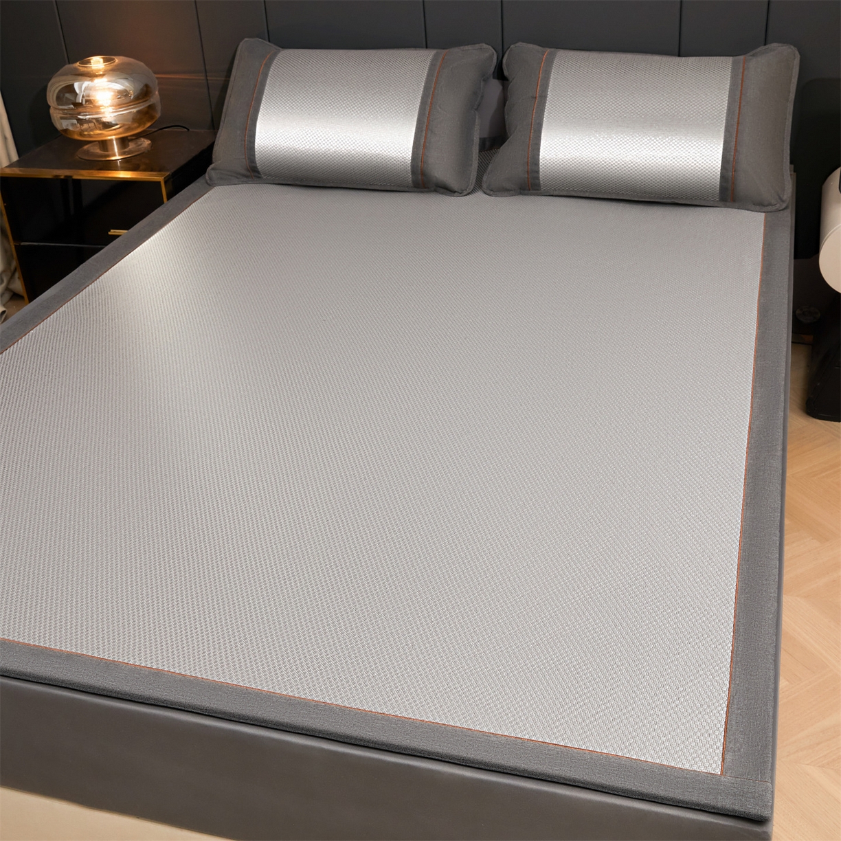 91家纺网 家纺一手货源 找家纺 绒艺席业 2026新款A类双面冰藤凉席四方包边无绣花款凉席-光板 冰藤光板灰