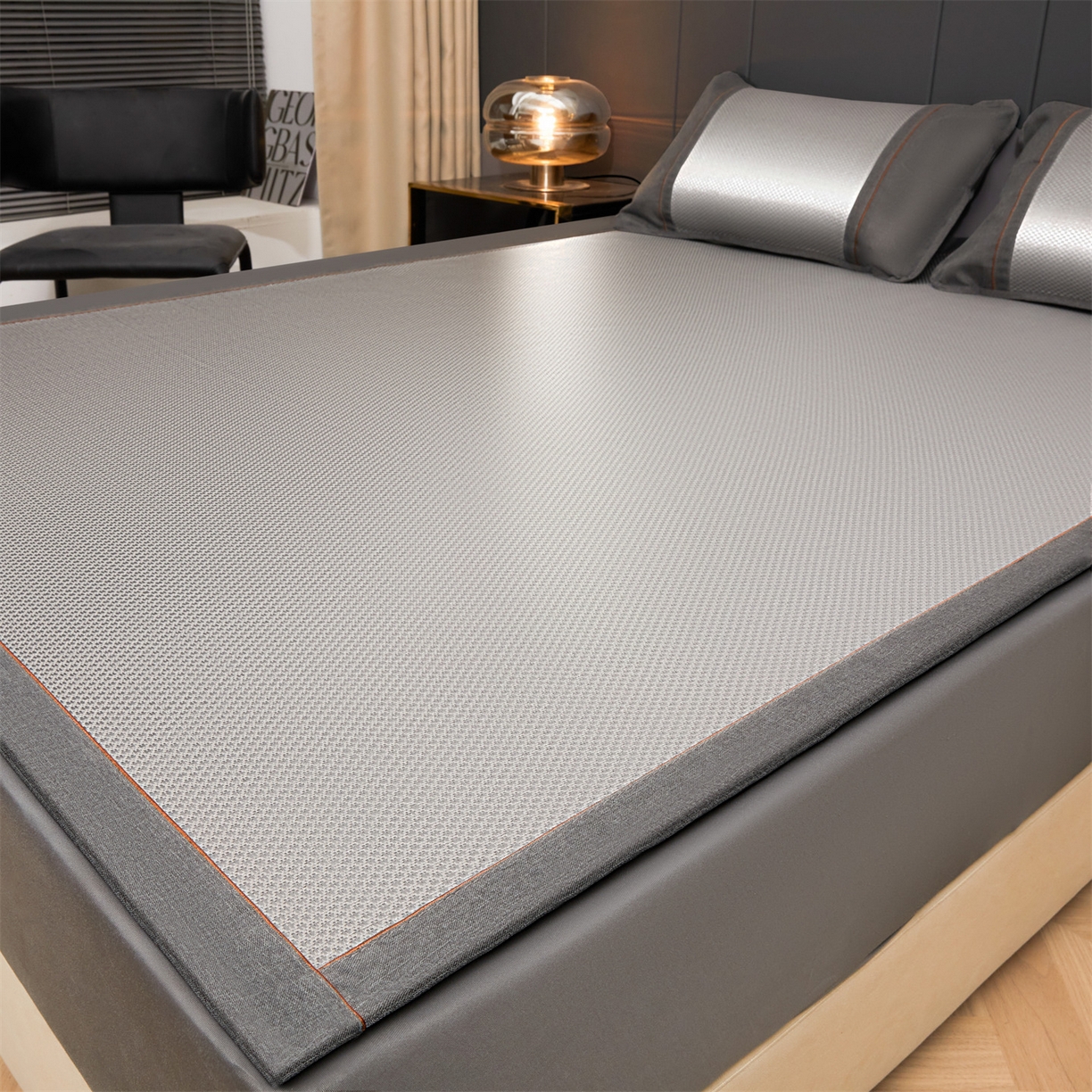 91家纺网 家纺一手货源 找家纺 绒艺席业 2026新款A类双面冰藤凉席四方包边无绣花款凉席-光板 冰藤光板灰