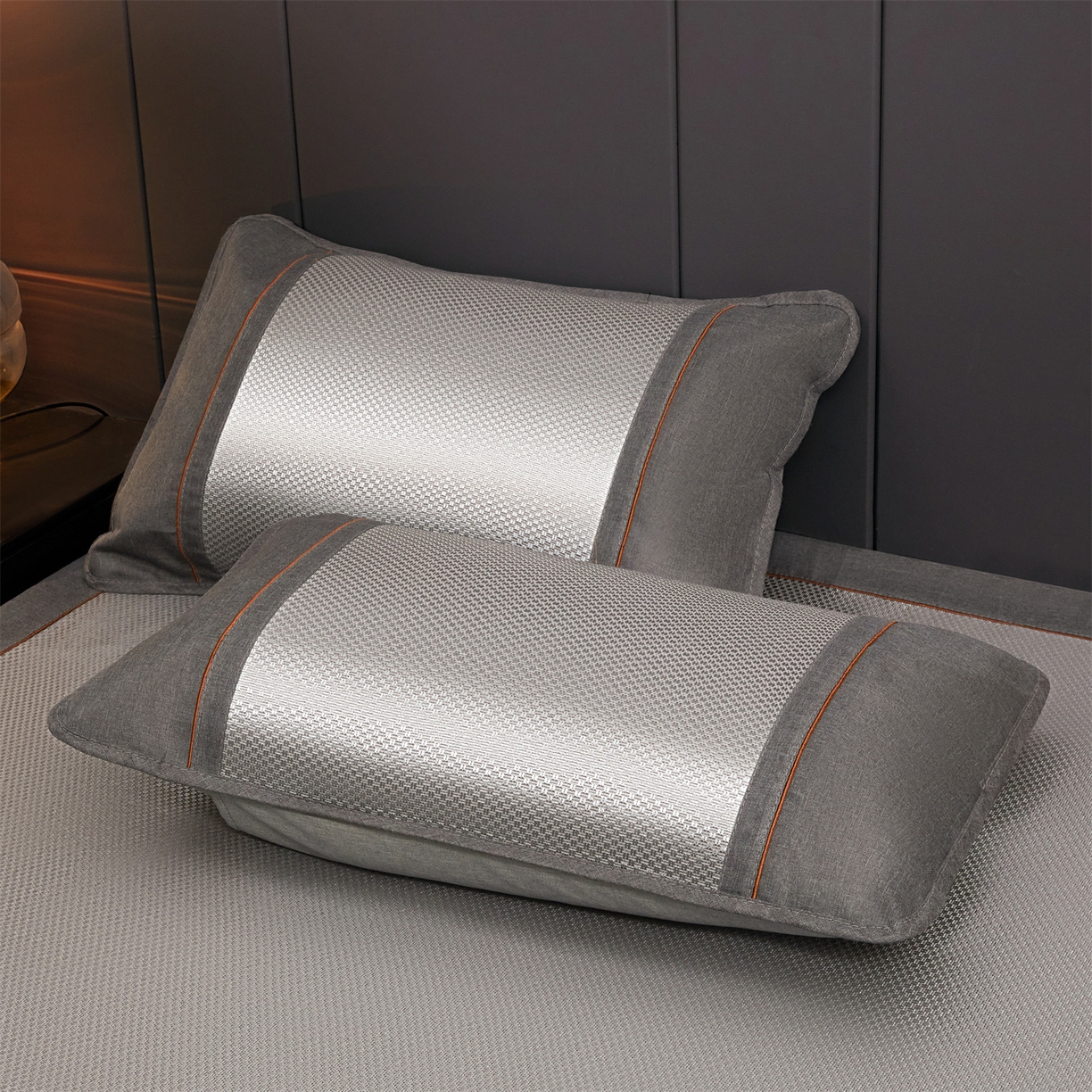 91家纺网 家纺一手货源 找家纺 绒艺席业 2026新款A类双面冰藤凉席四方包边无绣花款凉席-光板 冰藤光板灰