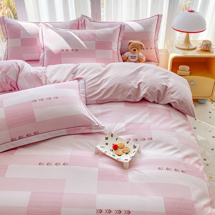 91家纺网 家纺一手货源 找家纺 眷恋家纺 2026新款全棉春夏铂金棉13376数码印花四件套 特洛伊-粉