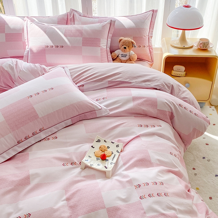 91家纺网 家纺一手货源 找家纺 眷恋家纺 2026新款全棉春夏铂金棉13376数码印花四件套 特洛伊-粉