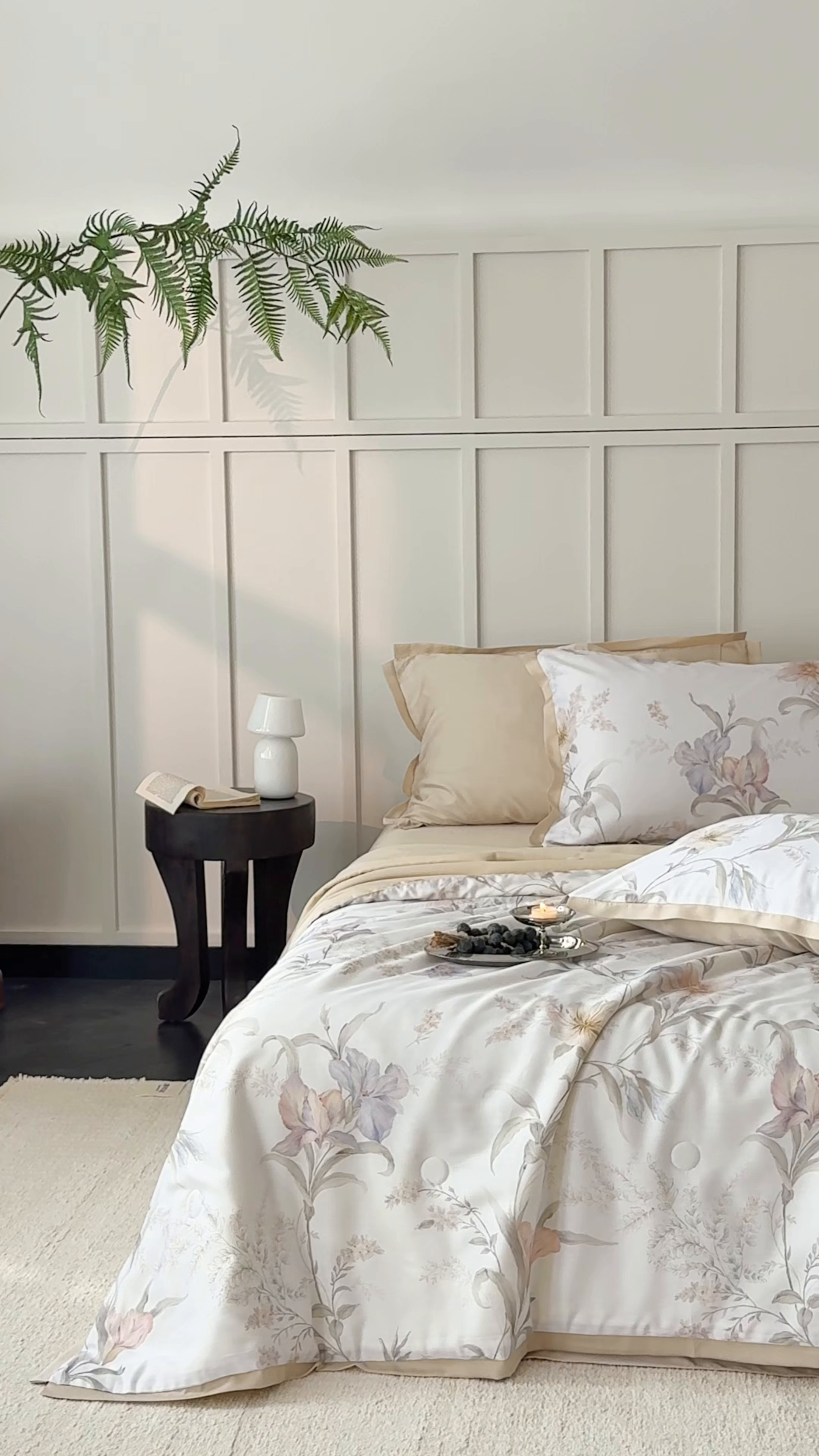 91家纺网 家纺一手货源 找家纺 黛舒家居 2026年春夏款50S天丝夏被四件套 墨染鸢