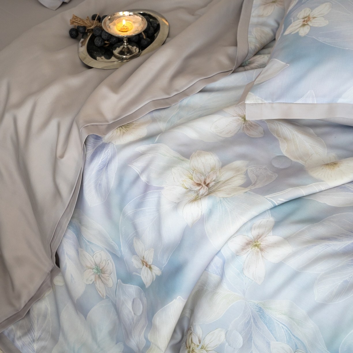 91家纺网 家纺一手货源 找家纺 黛舒家居 2026年春夏款50S天丝夏被四件套 叶绒雪