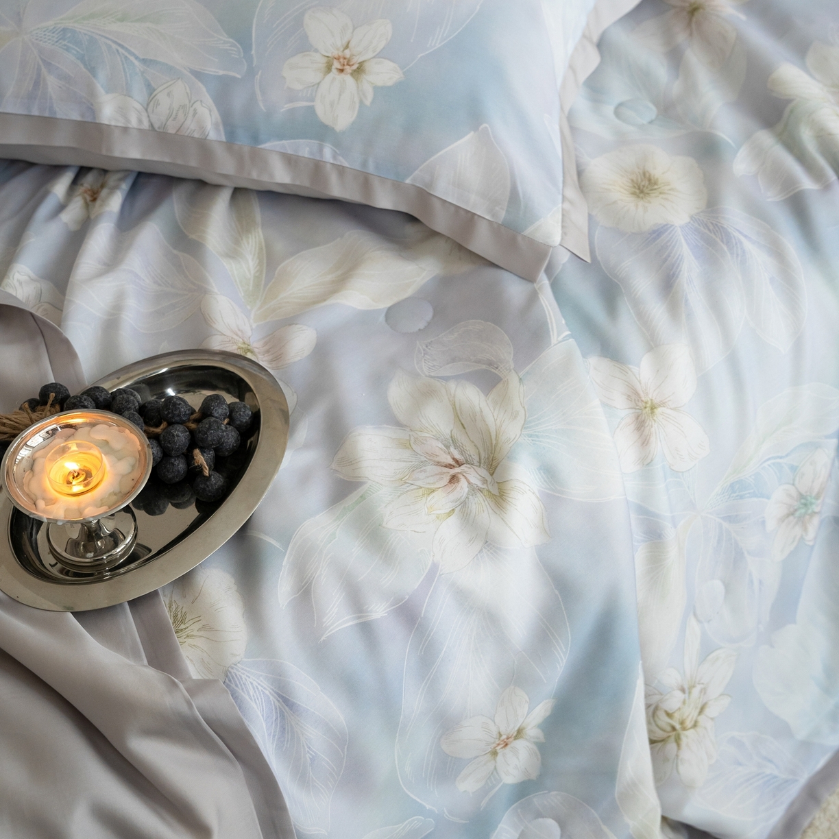 91家纺网 家纺一手货源 找家纺 黛舒家居 2026年春夏款50S天丝夏被四件套 叶绒雪