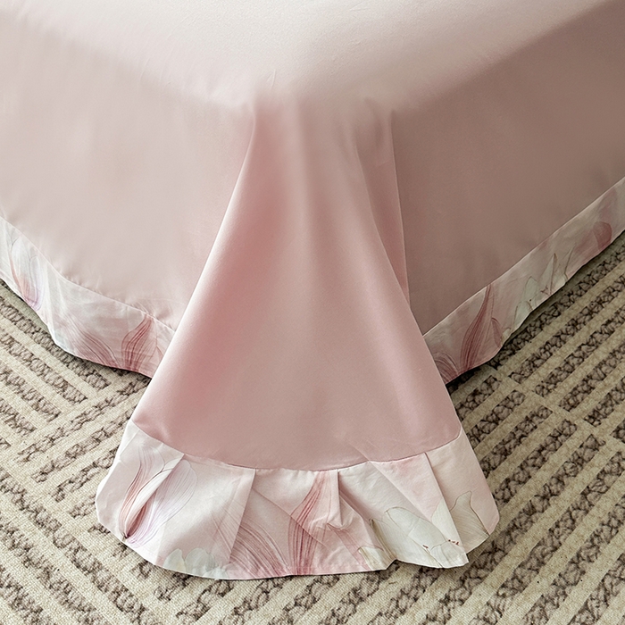 91家纺网 家纺一手货源 找家纺 眷恋家纺 2026新款全棉春夏铂金棉13376数码印花四件套 婉如初见-粉