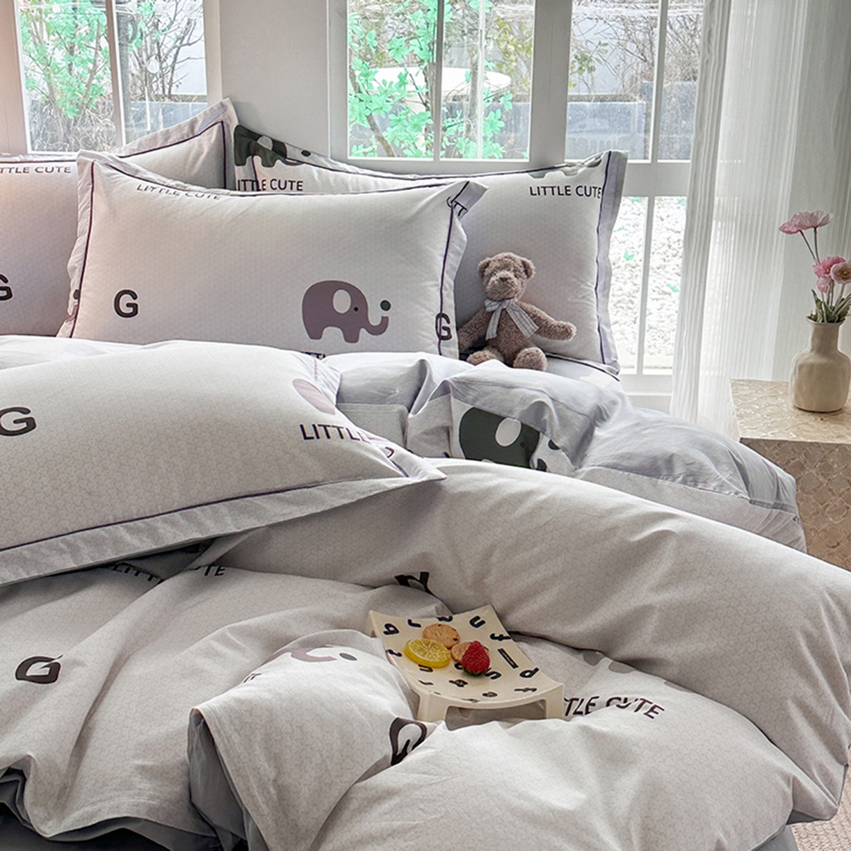 91家纺网 家纺一手货源 找家纺 眷恋家纺 2026新款全棉春夏铂金棉13376数码印花四件套 万象更新-咖