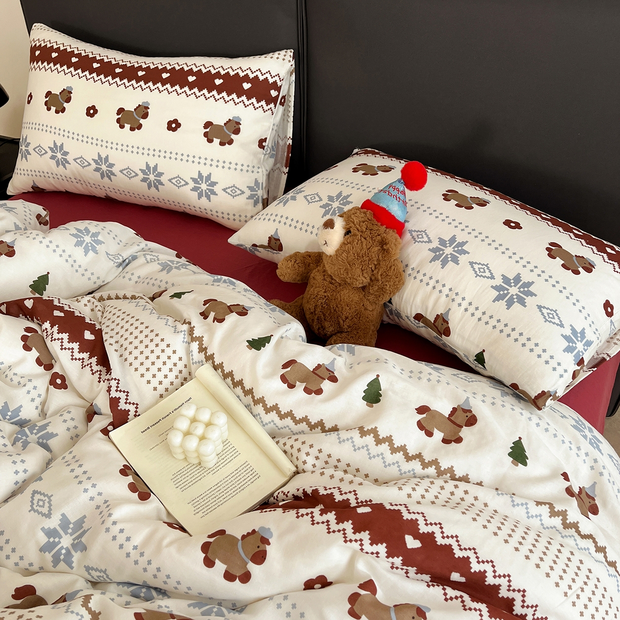 91家纺网 家纺一手货源 找家纺 仟网汇 2025新款全棉纯棉层纱四件套 费尔岛小马