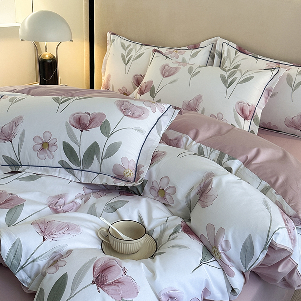 91家纺网 家纺一手货源 找家纺 眷恋家纺 2026新款全棉春夏铂金棉13376数码印花四件套 夏恋-粉