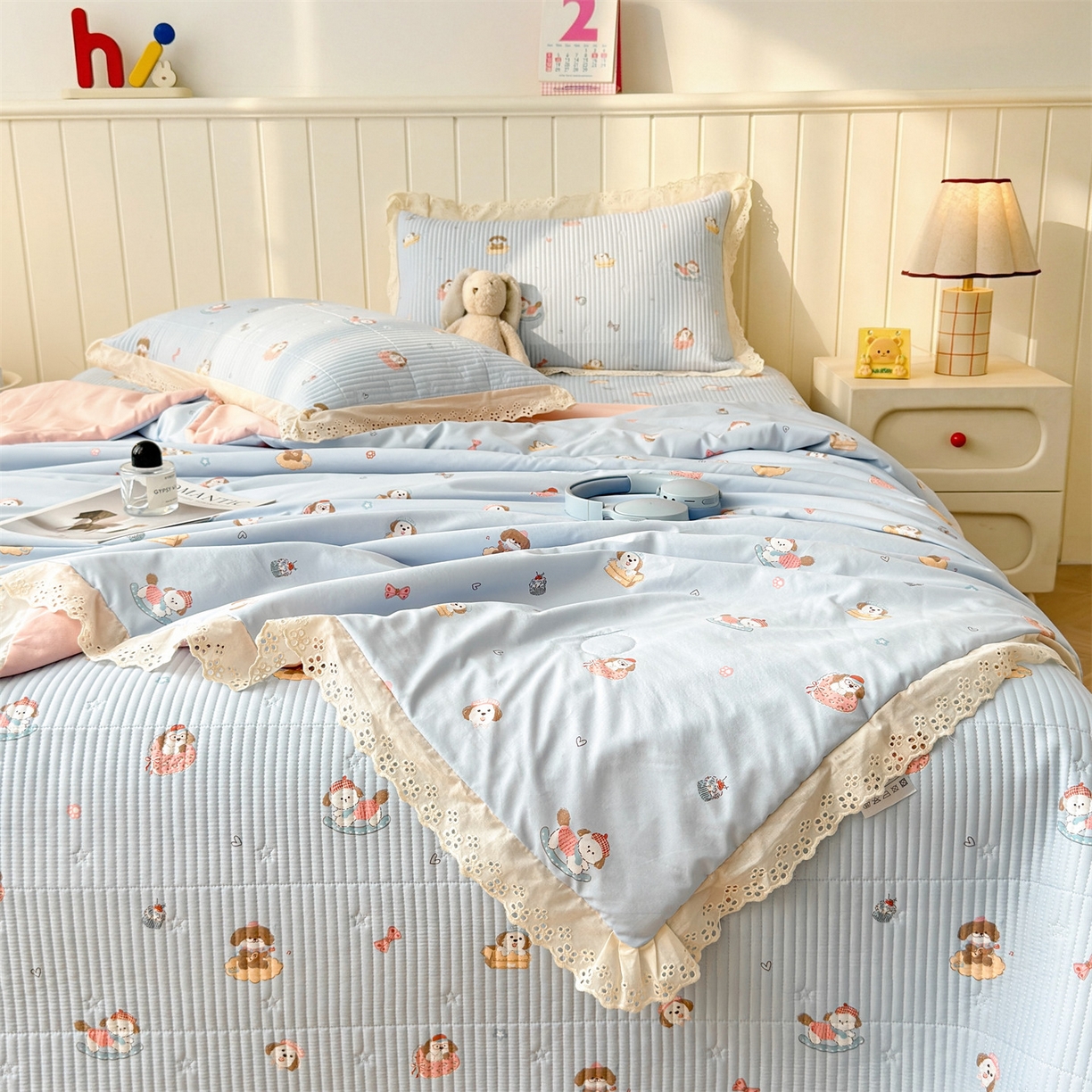 雯豆家纺 2026春夏新款A类凉感花边床盖夏被夏凉被空调被四件套 修勾木马（蓝）