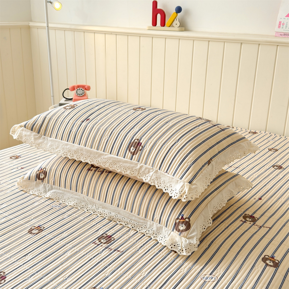 91家纺网 家纺一手货源 找家纺 雯豆家纺 2026春夏新款A类凉感花边床盖夏被夏凉被空调被四件套 嗨皮熊