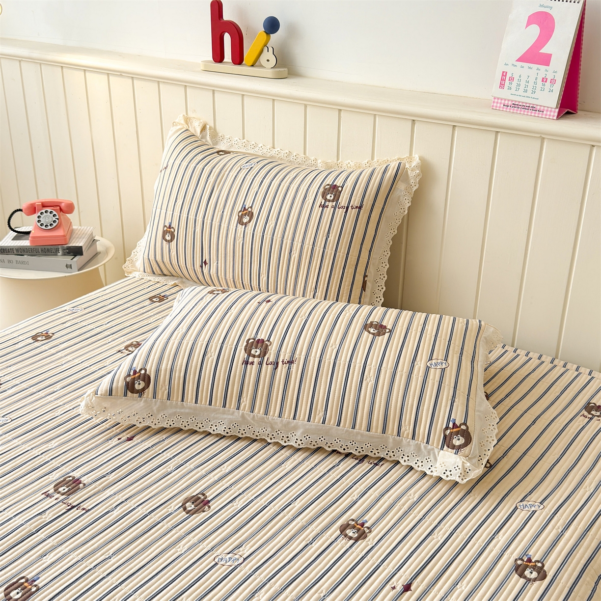 91家纺网 家纺一手货源 找家纺 雯豆家纺 2026春夏新款A类凉感花边床盖夏被夏凉被空调被四件套 嗨皮熊