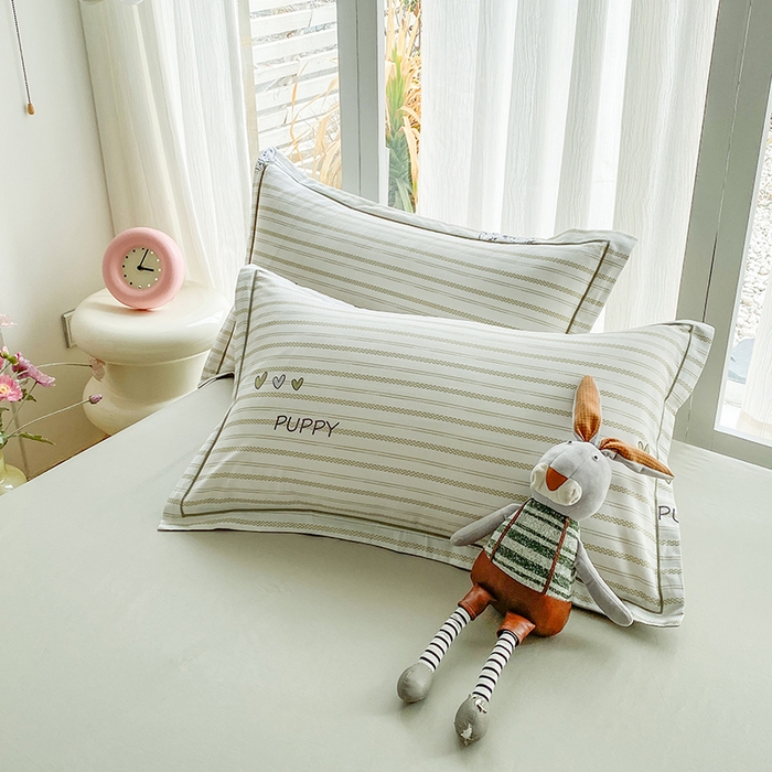 91家纺网 家纺一手货源 找家纺 眷恋家纺 2026新款全棉春夏铂金棉13376数码印花四件套 小奶盖-绿