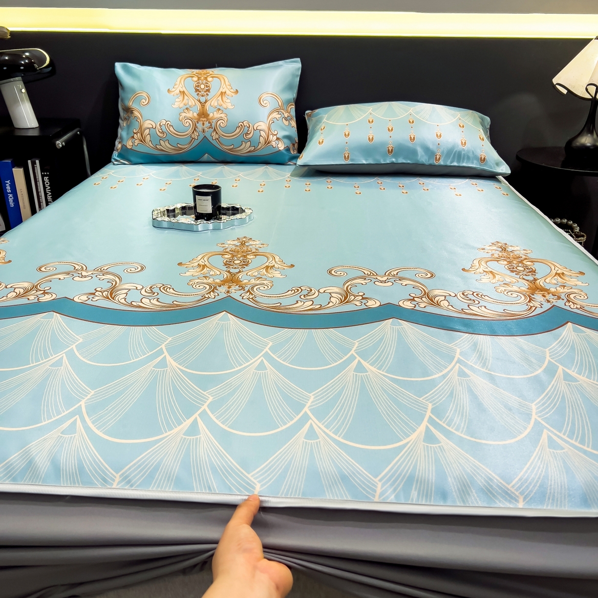 91家纺网 家纺一手货源 找家纺 许林家纺 2026新款数码印花超级凉感席床笠款 牧夏