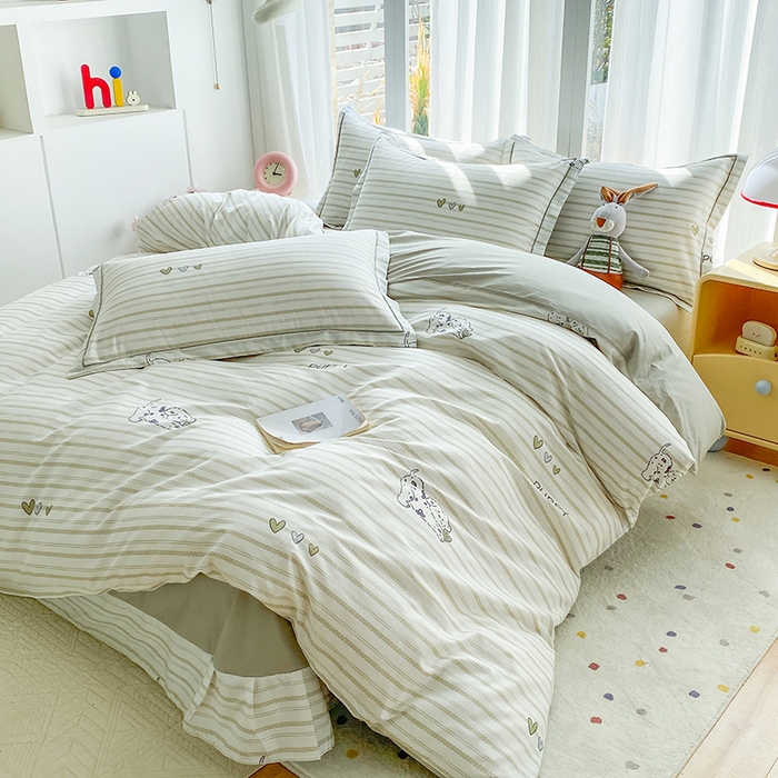 91家纺网 家纺一手货源 找家纺 眷恋家纺 2026新款全棉春夏铂金棉13376数码印花四件套 小奶盖-绿