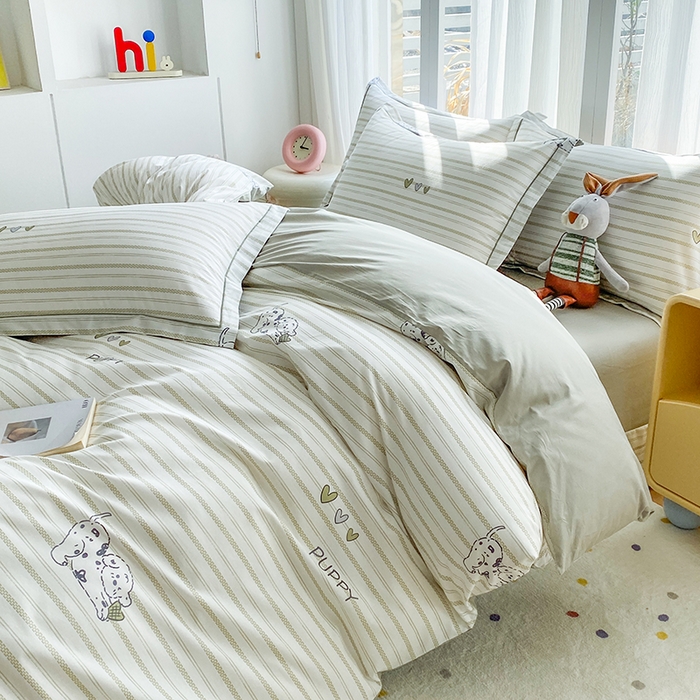 91家纺网 家纺一手货源 找家纺 眷恋家纺 2026新款全棉春夏铂金棉13376数码印花四件套 小奶盖-绿