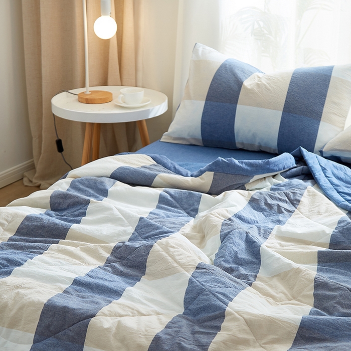 91家纺网 家纺一手货源 找家纺 格子铺 2026新款水洗棉格子系列棉花被夏被夏凉被空调被 独处