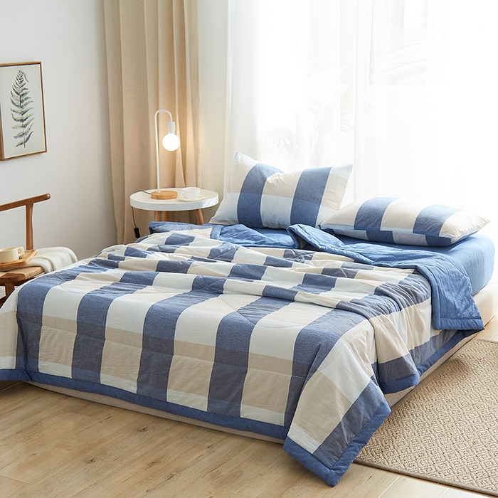 91家纺网 家纺一手货源 找家纺 格子铺 2026新款水洗棉格子系列棉花被夏被夏凉被空调被 独处