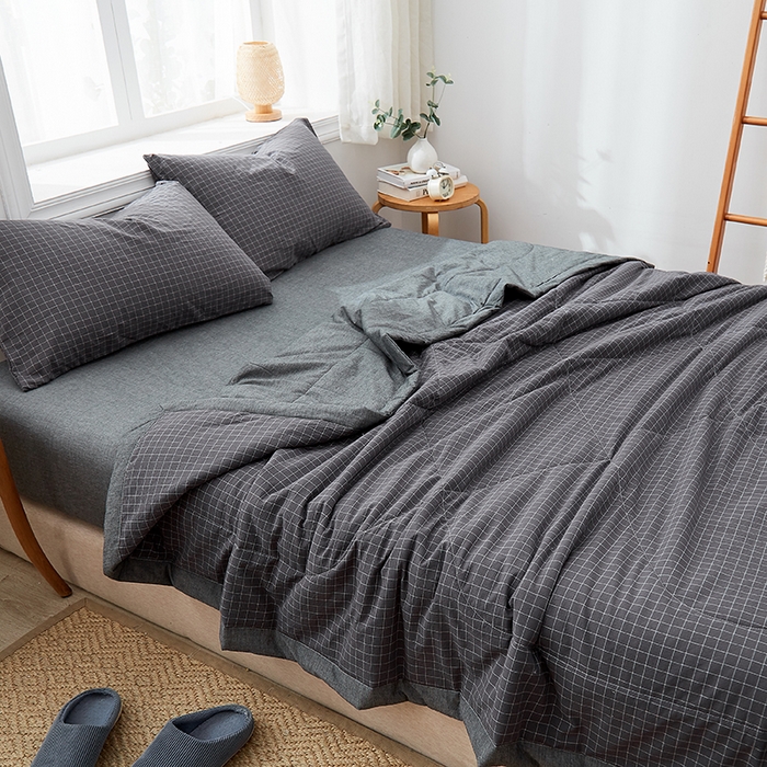 91家纺网 家纺一手货源 找家纺 格子铺 2026新款水洗棉格子系列棉花被夏被夏凉被空调被 夜明