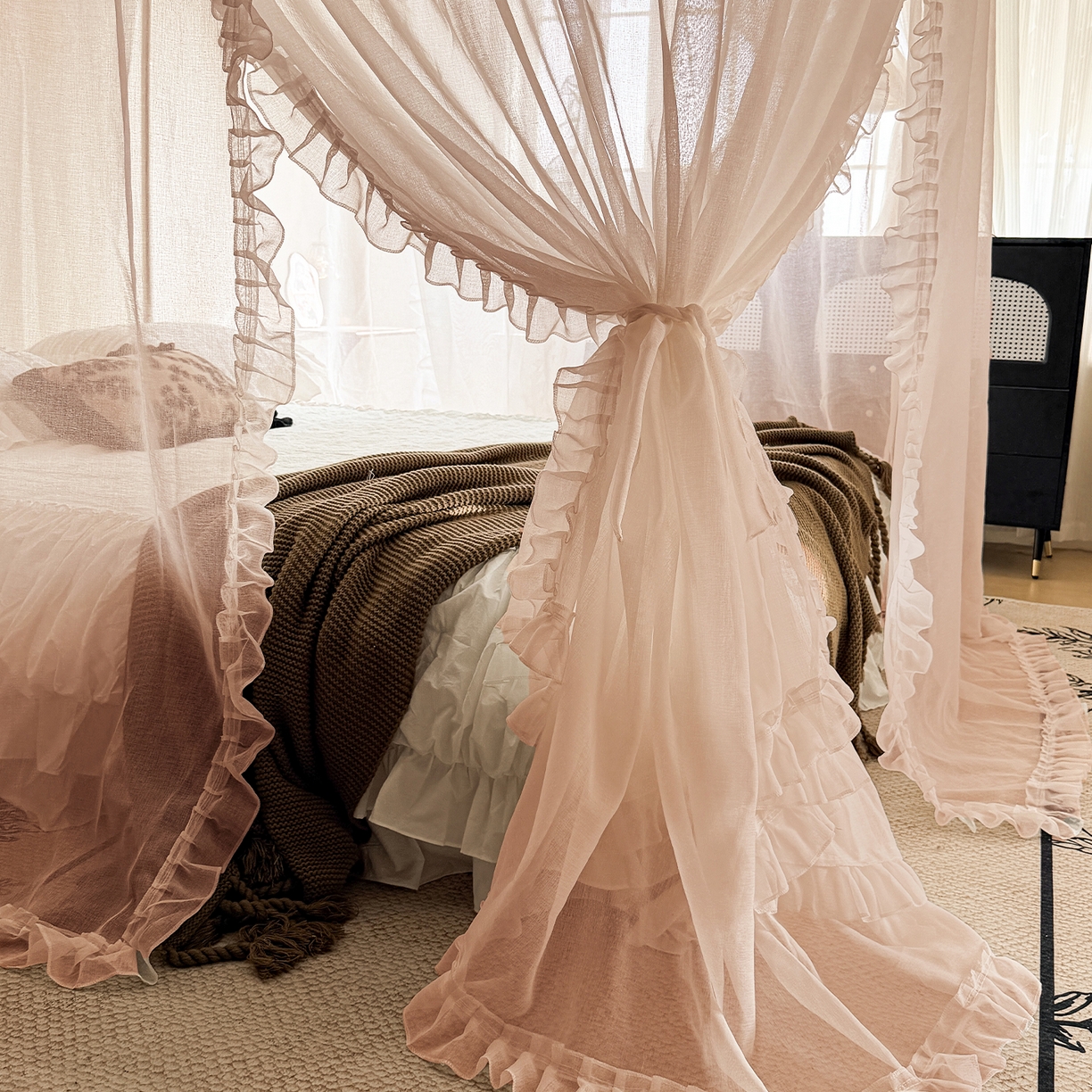 91家纺网 家纺一手货源 找家纺 都市缘蚊帐 2026新款3302多丽棉纱伸缩宫廷蚊帐 3302-粉扑色