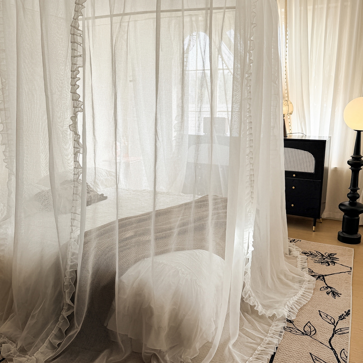 91家纺网 家纺一手货源 找家纺 都市缘蚊帐 2026新款3302多丽棉纱伸缩宫廷蚊帐 3302-云雾白