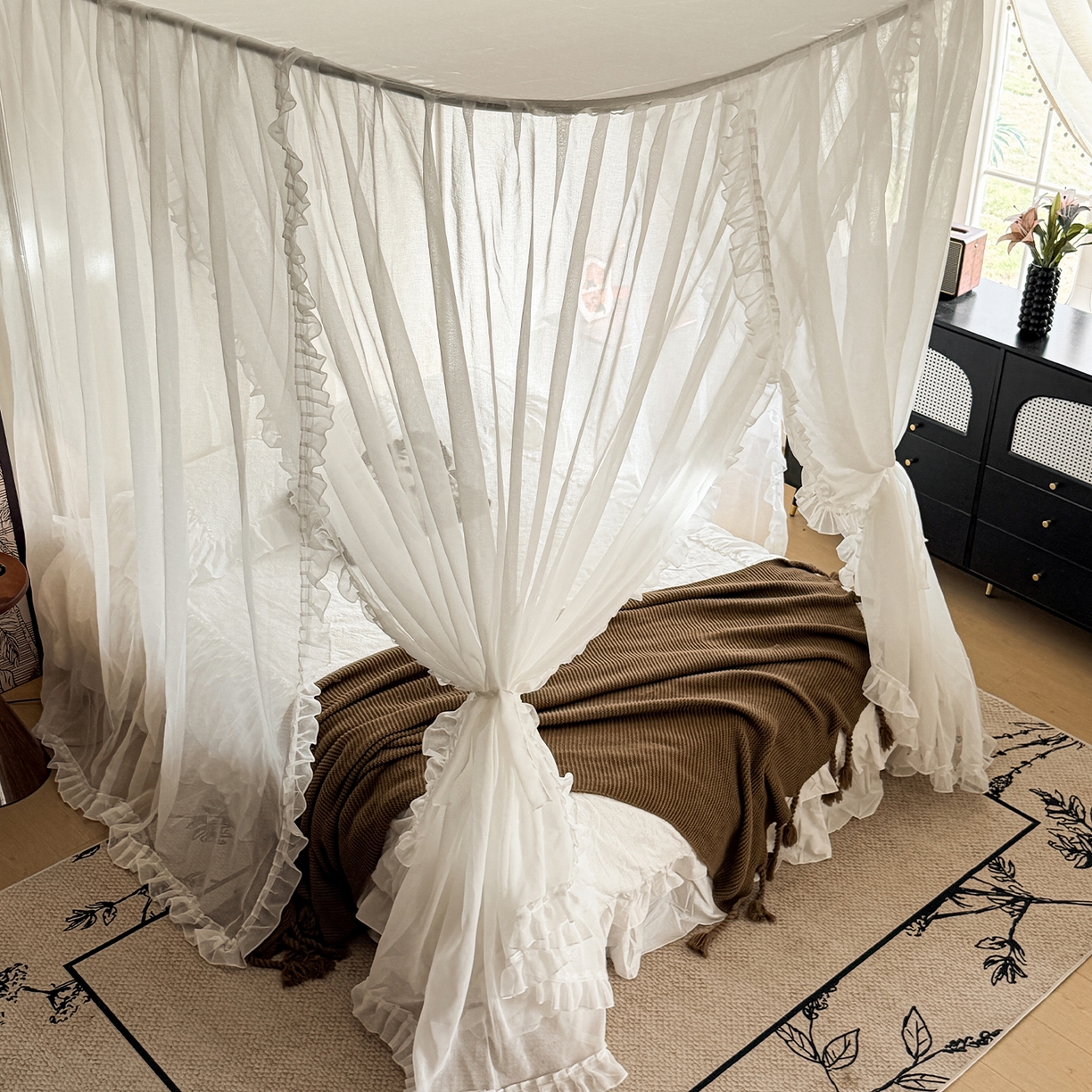 91家纺网 家纺一手货源 找家纺 都市缘蚊帐 2026新款3302多丽棉纱伸缩宫廷蚊帐 3302-云雾白