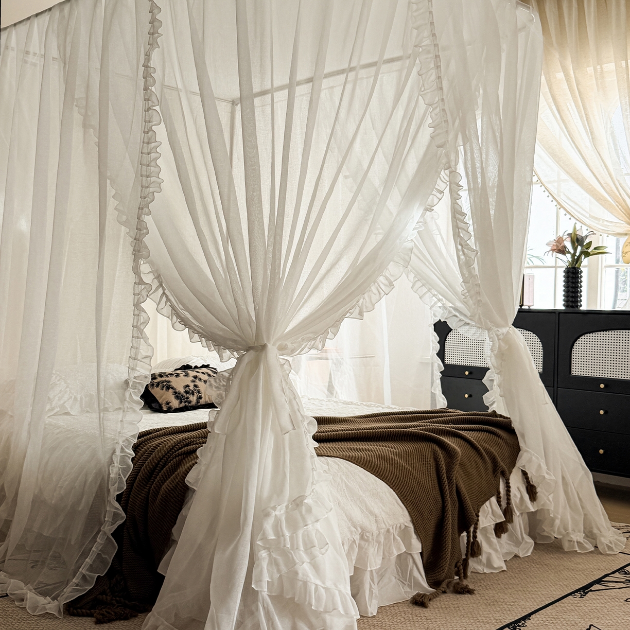 91家纺网 家纺一手货源 找家纺 都市缘蚊帐 2026新款3302多丽棉纱伸缩宫廷蚊帐 3302-云雾白