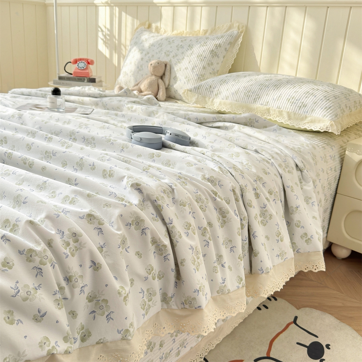 91家纺网 家纺一手货源 找家纺 （总）雯豆家纺 2026春夏新款A类凉感花边床盖三件套