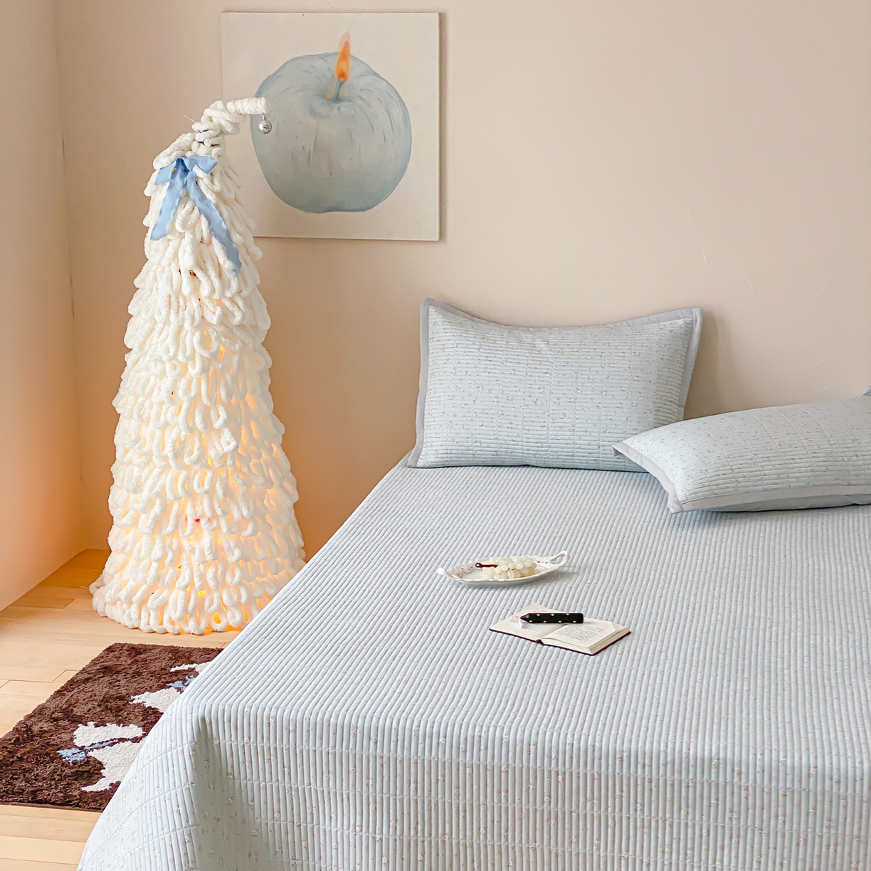 91家纺网 家纺一手货源 找家纺 黛舒家居 2026年春夏款纱洗莫代尔夹棉单床单床单单件床单三件套 蓝屿花间