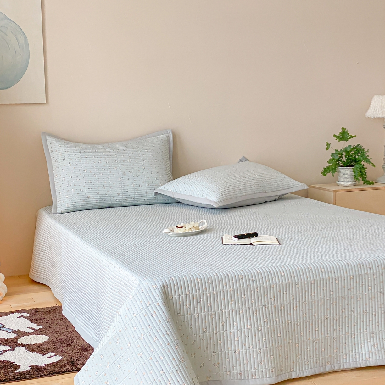 91家纺网 家纺一手货源 找家纺 黛舒家居 2026年春夏款纱洗莫代尔夹棉单床单床单单件床单三件套 蓝屿花间