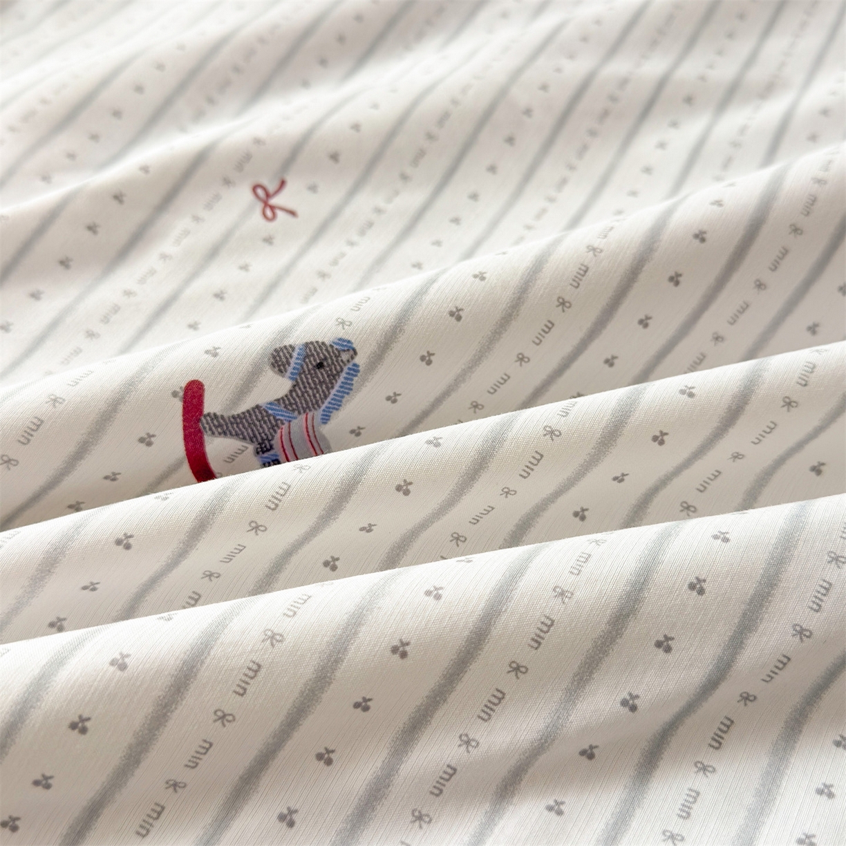 91家纺网 家纺一手货源 找家纺 雯豆家纺 2026春夏新款A类凉感花边床盖三件套 花边床盖-木马王子