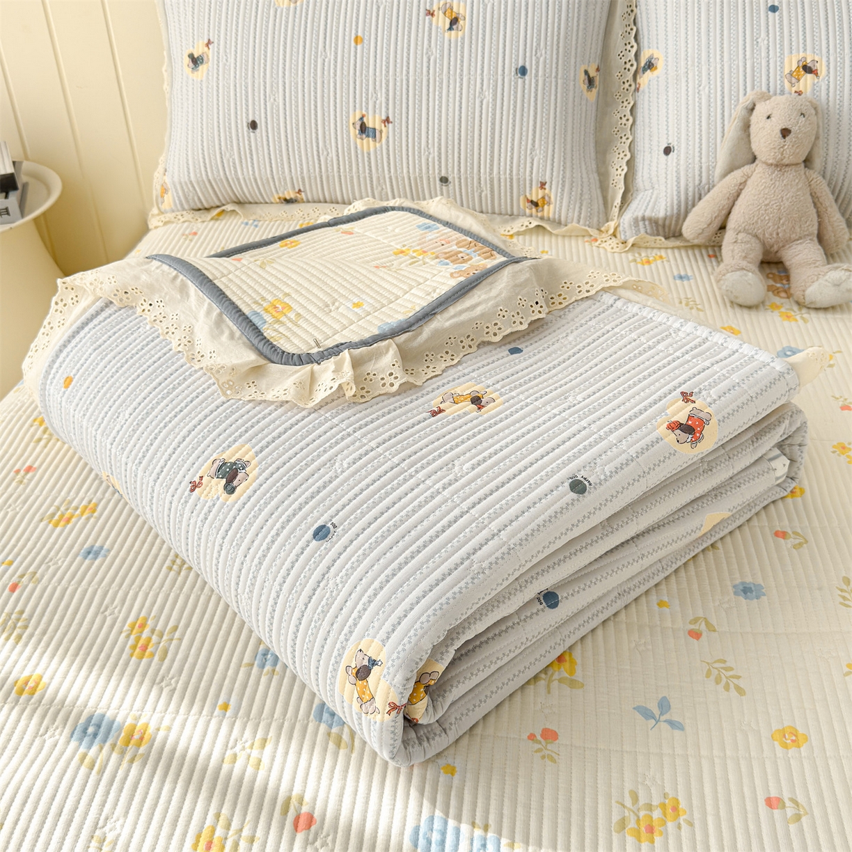 雯豆家纺 2026春夏新款A类凉感花边床盖三件套 花边床盖-暖汪汪